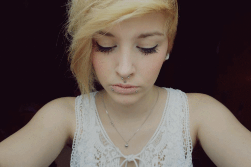 - Quer mais um seguidor ? me segue, nhaac :3 .
