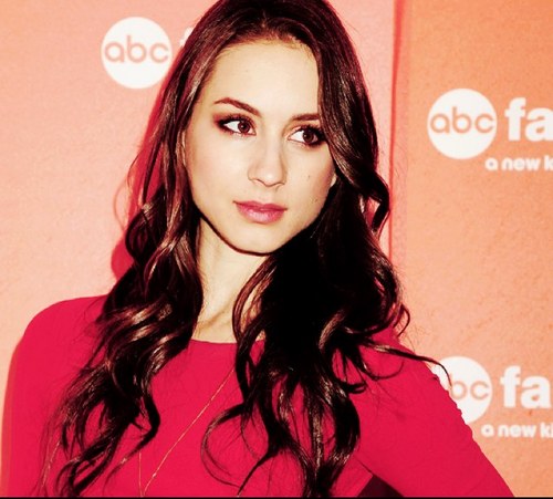 TroianCLRP's profile picture. Actress.Daughter.Sister.Lover.  Taken by the sweetest guy ever, Logan xo RP Account #CLRP