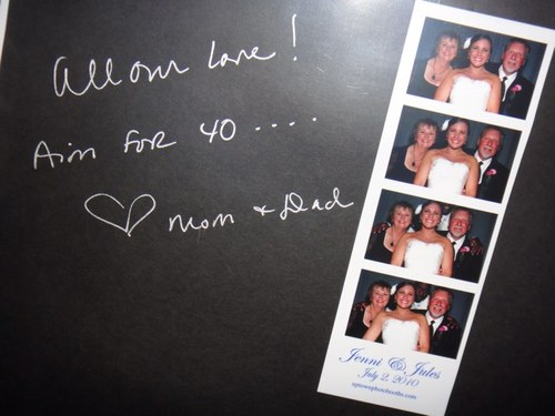 UptownFotoBooth's profile picture. Providing the old school photobooth idea with an Uptown Photo Booth style.