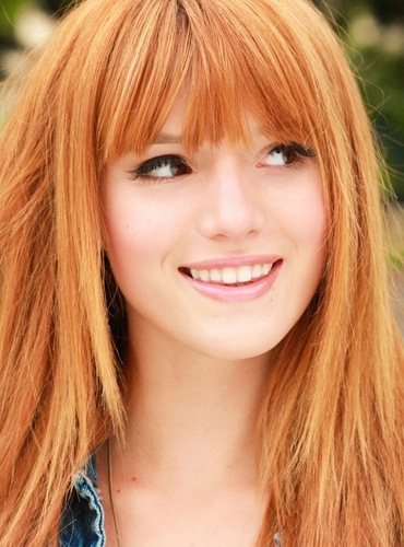 i'm bella. im a actress,student and animal lover. yeah. yankees and usc fan!