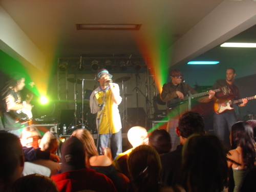 Ae galera....O novo cd do SENSIMILLA DUB,junto com os irmãos do BAMBÚ STATION(I.Virgens),UNITY 
https://t.co/4vBFfXz6yT
