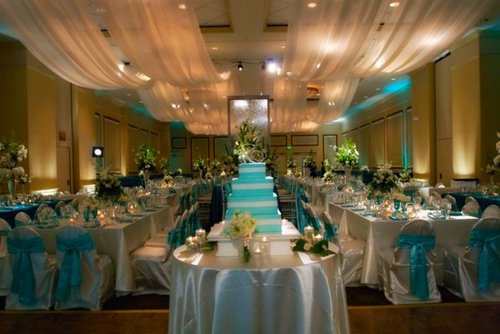 Full service wedding and specialty event design company specializing in creating experiences that capture the essence of you on your special day. (704) 728-0192