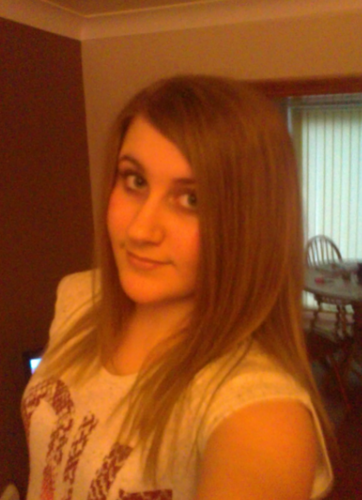 Just your average 13yearold girl, with massive love for One Direction!LouisTomlinson,HarryStyles,LiamPayne,NiallHoran,,ZaynMalik♥