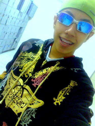 - Quem é nao se Divulga ! #FicaDica ! Face ↓http://t.co/QZ5yoS1Yw2