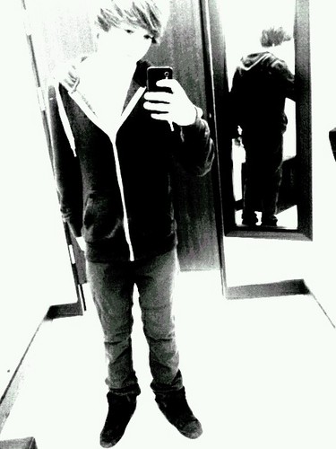 [] Aspire to be who you want [] Follow your Dreams and make them reality [] I follow back by the way []