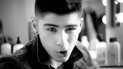 hello, directioner forever no matter what :B follow me @gabriellyyy