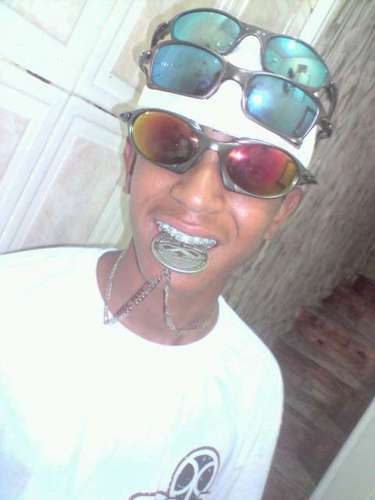 sou um @Perigosoos   e 
 #pricipe das 
@imperadoras_