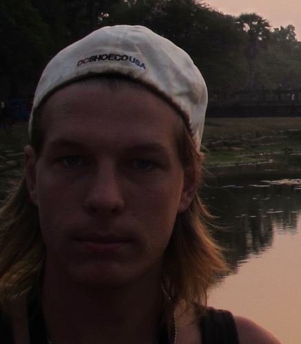 leafe10's profile picture. 