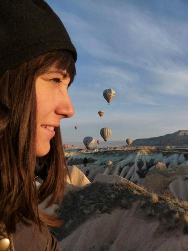 aniaelorzasaez's profile picture. Escucho. Hoy en @deusto. Antes en @el_pais @onumujeres y @mugaritz.