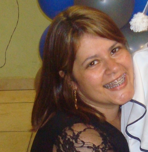 Filha, e apaixonada por Jesus e grata a Deus por todas as coisas