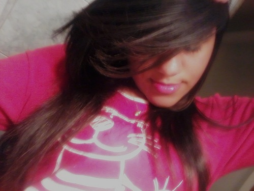 irmã da @__Babisouza s2 sis da @raquesilva_ ♥ & best do @lucasanttonio_ ♥ MEUS3