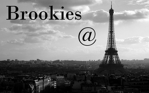 We are a group of photography students that will represent Brooks Institute in our first trip to Paris. Follow us and be part of this amazing journey.