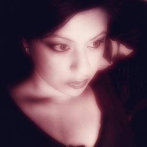 mehreenpasha12's profile picture. 