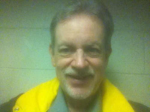 Gringo advocating for all matters Latino/Hispanic. Will also answer Q's about the English language.