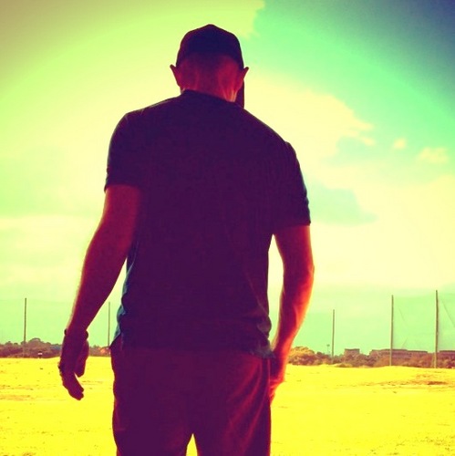 Passionate about coffee, golf, music, marketing, almost anything Italian & new technology. Founder @Flag_19 @iPracticeGolf. Maker @iGo2Range. Will follow back.
