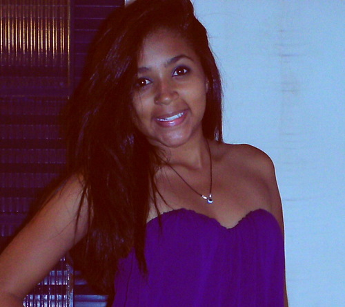 E se voce não gostar da minha historia, eu não ligo; ela não foi feita pra voce! ;)