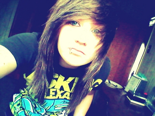 My real name is Sarilyn(: