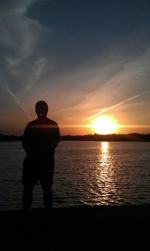 warrenDB's profile picture. HTTP/2 308
location:  @warrendb.bsky.social