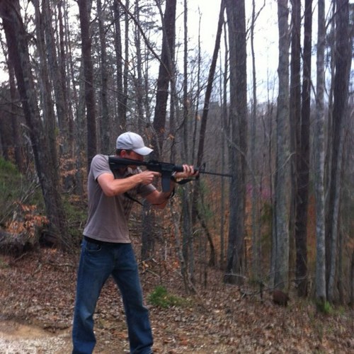 Anthony9x19's profile picture. yee