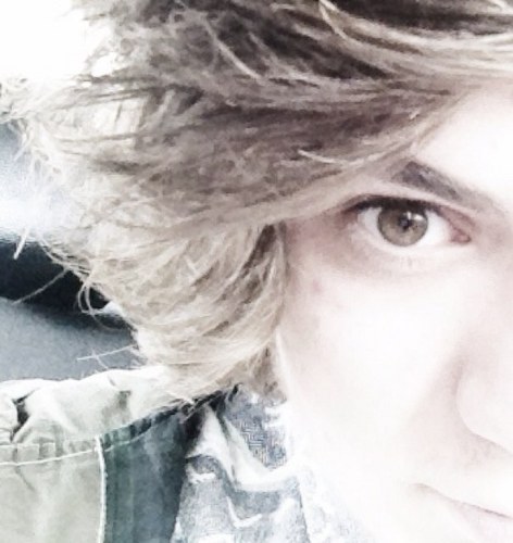 Frankie Cocozza Fansite! :D I always follow back! ♥ #TeamFollowBack