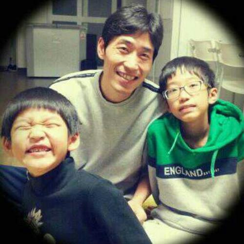 strongman3321's profile picture. 이젠갈색만..^^ 배구를사랑하는 홍익대감독신진식임다