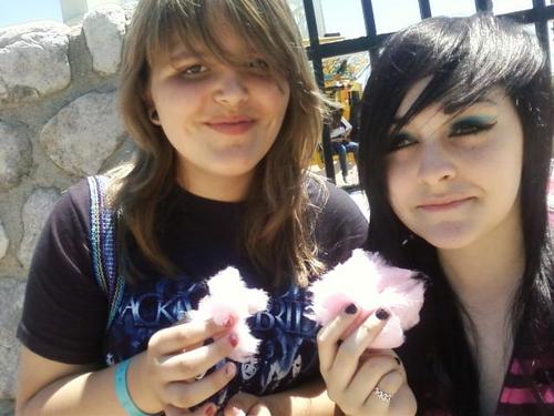 SamRoseBrink's profile picture. ummm... i dont know what to write... i'm not very exciting... until you actually talk to me xD