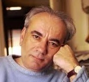 Stefano Tassinari, 1955 - 2012. Scrittore, poeta, saggista, performer, militante. Un archivio on line per far sentire la sua voce.