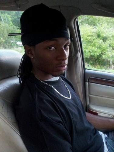 DeezyDe21's profile picture. guess who don't give a fuck how u feel or what you say...