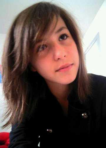 HeY gUyS x) i follow back all the people but you follow me and retweet me :) 3