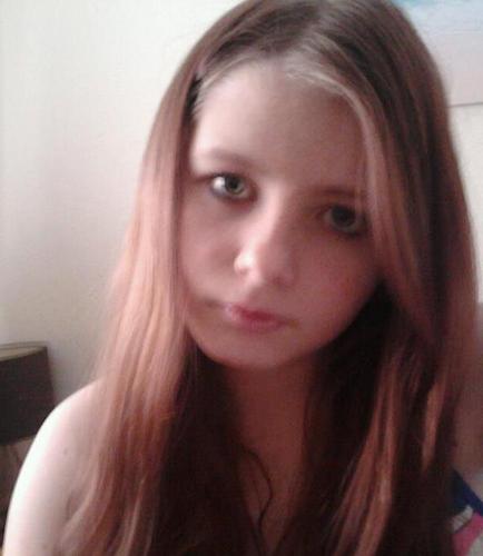 Music is my life One thing girls have gotta know Boyfriends will come and go but girlfriends will always be there Dont ever fight with your best friend! 3