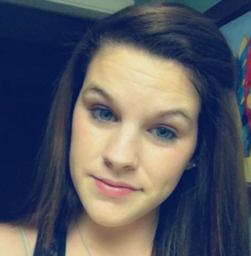 Saber Jewel  Xbox Clan. We play mainly Mw2 and Mw3. My personal Twitter is @AllisonLovesYew