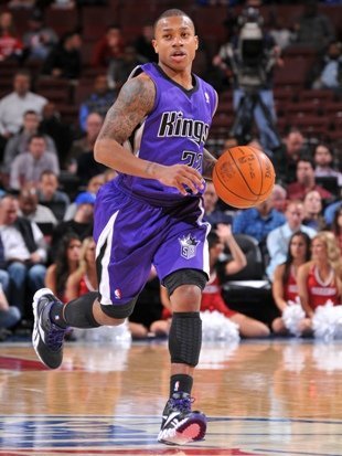 Hoops=Life.
#1 Fansite of Sacramento Kings' Isaiah Thomas. A true inspiration, and role model for all you hoopers. #KingsNations #BallNeverStops #GoDawgs