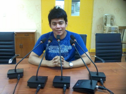 cezarlayno's profile picture. 