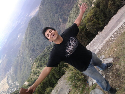 dhruv_d12's profile picture. 