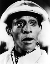 HugguyBonTuyau's profile picture. Membre décalé de la rédaction du blog @guytruite, je suis pour le port du cycliste en civil et membre de la FFJS, la Fédération Française du jeu des sosies.