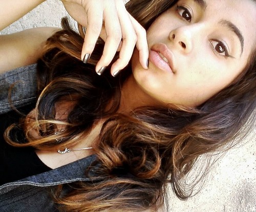 16 anos; Geminiana; São Paulina; Deus é Tudo... Prazer, Karina Bachega ;*