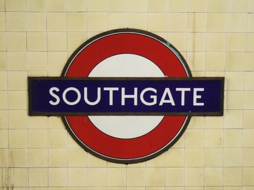 drnicksouthgate's profile picture. Ad planner; some-time behaviour change expert; bit-part philosopher; occasional music reviewer; School of Life faculty member; unlikely guru of cool