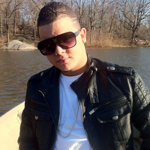 thedifferone's profile picture. 