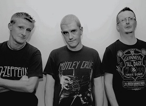 Crackdownuk's profile picture. Band from Ashington thumping out Groove Laden Rock