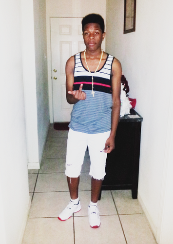 17, I Got So Much Money I Should Start A Bank, So Much Paper Right In Front Of Me Its Hard To Think (#Wiz Work Hard Play Hard)..