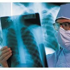 Ortopedista_ Tenho 38 anos,sou cristão,médico ortopedista. Mais de 15 anos de experiência.