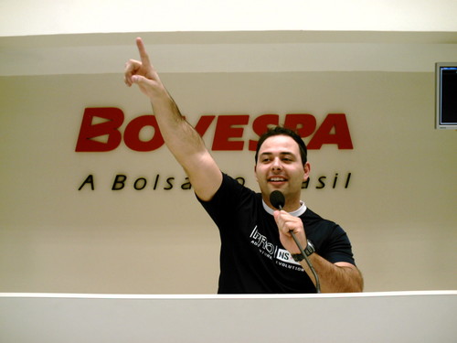 Me siga no instagram: https://t.co/LgrA3FX514