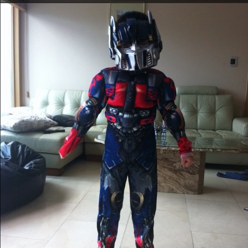 khaki0416's profile picture. 