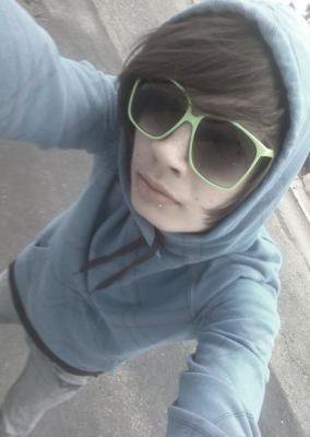 bree_cutie's profile picture. i'm CUTE :D Love you @katieleung and @cadygroves also @stephenjerzak