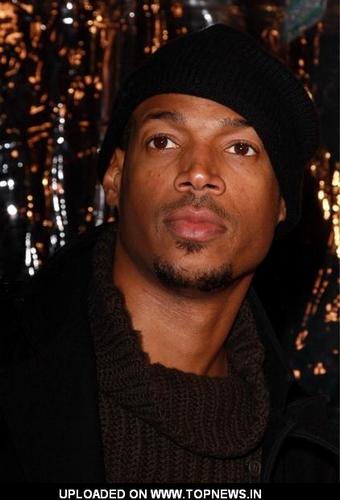 m_christmas26's profile picture. Por Que Estas Aquí?