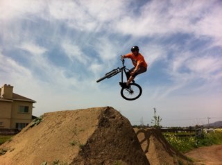 deaconleejames's profile picture. 