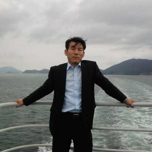 진보는 좋다.종북은 정말 싫다. 중국,일본의 역사왜곡도 싫다. 스포츠를 좋아한다.특히 축구가 좋다