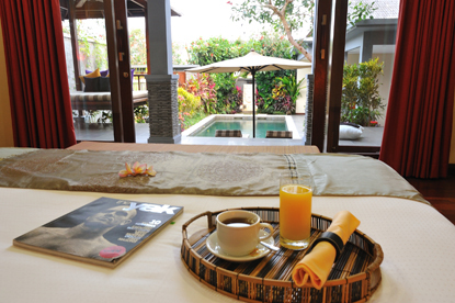 Villa_Rona_Bali's profile picture. Bali luxurious private villa in the peaceful and charming village of Canggu http://t.co/ttAFQWdiQp