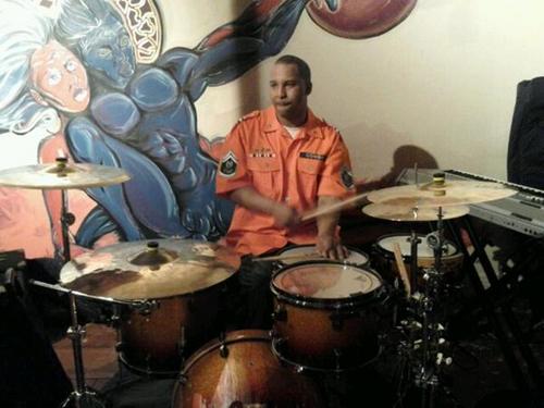 Musician,Professional drummer Im able to speed it up n slow it down DRUMMERS WE DA BEST!!