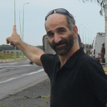 victorchalian's profile picture. La práctica es más importante que la teoría